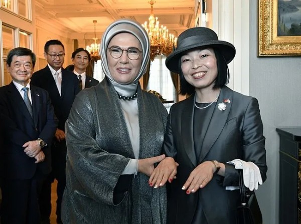 Emine Erdoğan, Japonya Altes Prensesi Mikasa ile görüştü!
